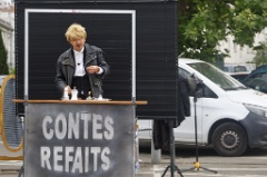 Contes refaits 12 * 6000 x 4000 * (6.42MB)